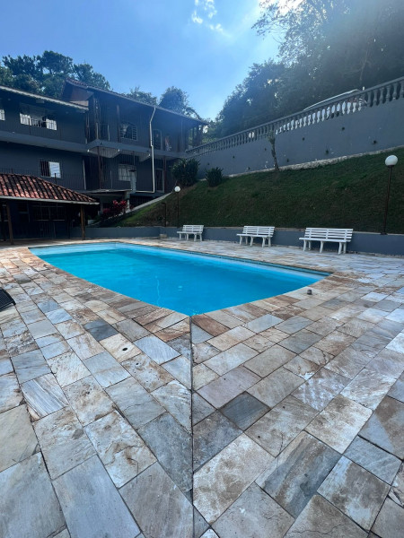 Chácara à venda Caceia  com 4m² e 5 quartos por R$ 1.500.000 - 1521540822-piscina-1.jpg