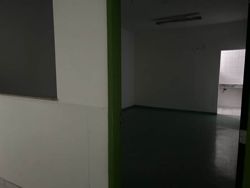 Comercial à venda Cerâmica com 880m² e 1 quarto por R$ 30.000.000 - 239332752-img-7049.jpeg