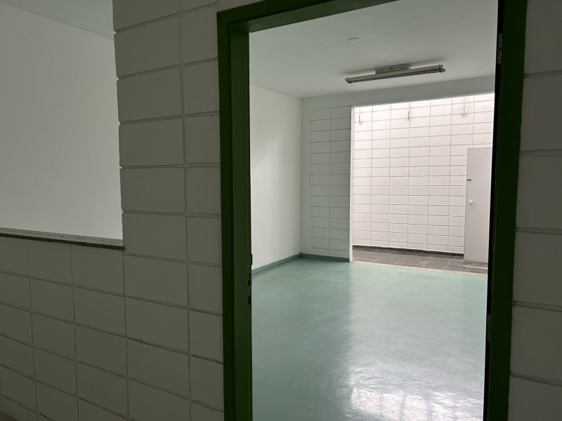 Comercial à venda Cerâmica com 880m² e 1 quarto por R$ 30.000.000 - 28680748-img-7052.jpeg
