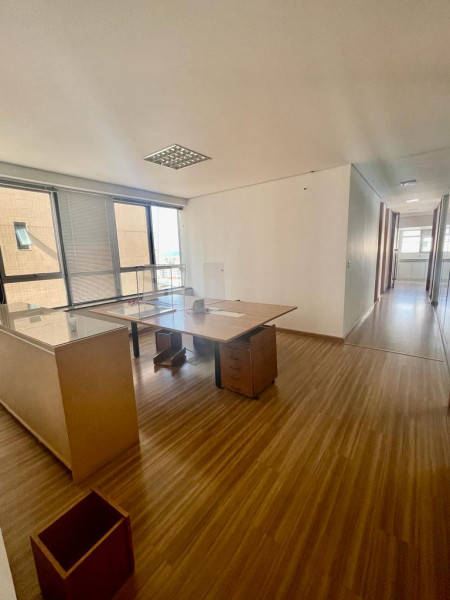 Comercial à venda Centro com 330m² e 1 quarto por R$ 1.500.000 - 34023912-photo-2023-01-09-11-06-13-4.jpg