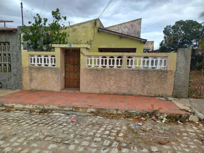 Casa à venda Alto da Conceição com 230m² e 3 quartos por R$ 170.000 - 1393776614-e32964b8-f648-452c-8916-76e6e7562608.jpeg