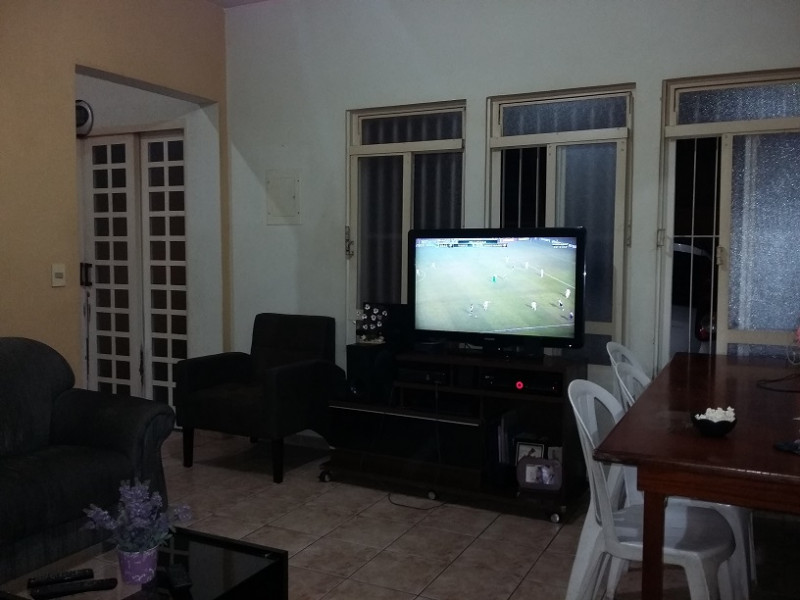 Casa à venda Parque das Árvores com 120m² e 4 quartos por R$ 400.000 - 1934638068-sala.jpg