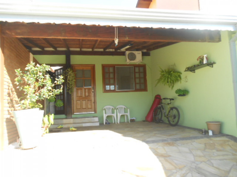 Casa à venda Jardim Miranda com 90m² e 2 quartos por R$ 320.000 - 1903558534-garagem-coberta-para-2-veiculos.JPG