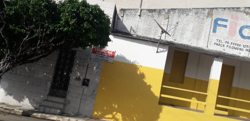 Terreno à venda Centro com 300m² e 1 quarto por R$ 1.000.000 - 1785027590-269550c3-d2e4-4bbb-a22d-cfdd08a6b826.jpg