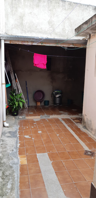 Casa à venda Jardim das Rosas (Zona Sul) com 125m² e 2 quartos por R$ 280.000 - 1806982932-foto3-quintal-dos-fundos.jpg