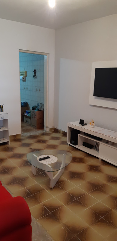 Casa à venda Jardim das Rosas (Zona Sul) com 125m² e 2 quartos por R$ 280.000 - 578685593-foto3-sala.jpg