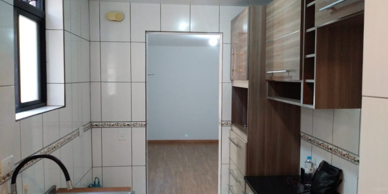 Apartamento à venda Portão com 75m² e 3 quartos por R$ 290.000 - 1263391949-cozinha.jpeg