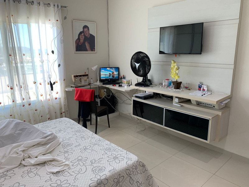 Casa de condomínio à venda Peró com 200m² e 4 quartos por R$ 860 - 431843489-casa-pai-14.jpg