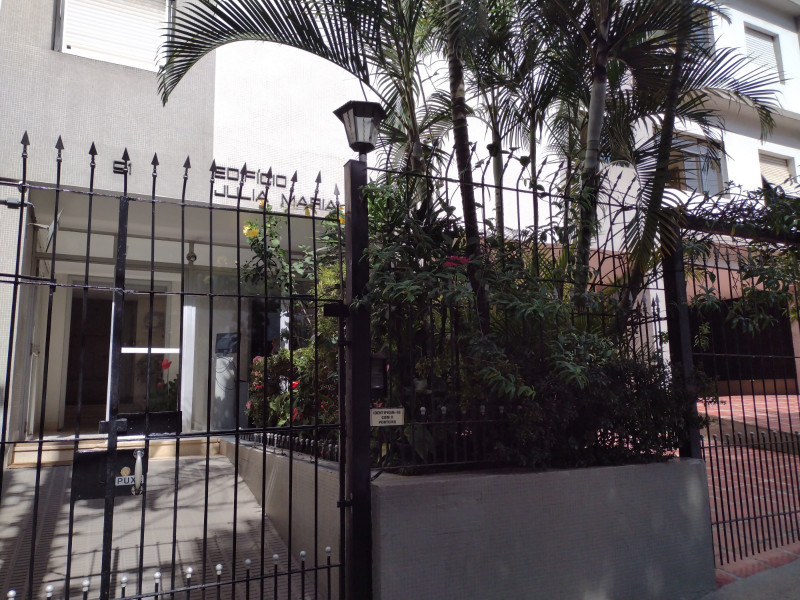 Apartamento à venda Bela Vista com 40m² e 2 quartos por R$ 430.000 - 48861701-portao-entrada.jpg