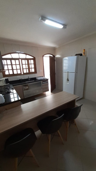 Casa à venda Taboão com 150m² e 3 quartos por R$ 570 - 1332974047-7167e56a-7b6f-4d1b-918d-7ebffe011817.jpeg