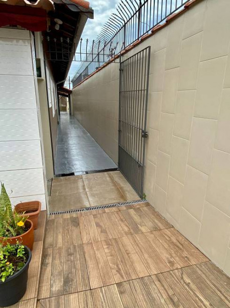 Casa à venda Jardim Imperador com 250m² e 3 quartos por R$ 750.000 - 1911369069-foto11.jpg