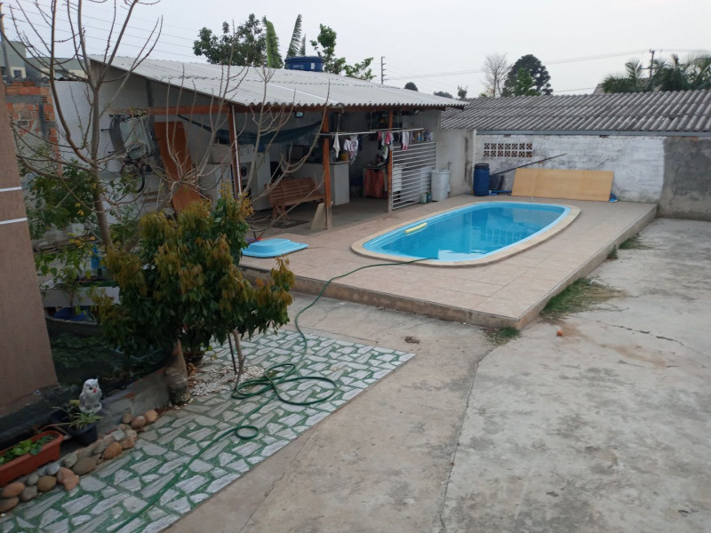 Casa à venda Guaraituba com 308m² e 3 quartos por R$ 250.000 - 1822543240-71c43599-eb73-47b7-a70d-406dfd468b64.jpg