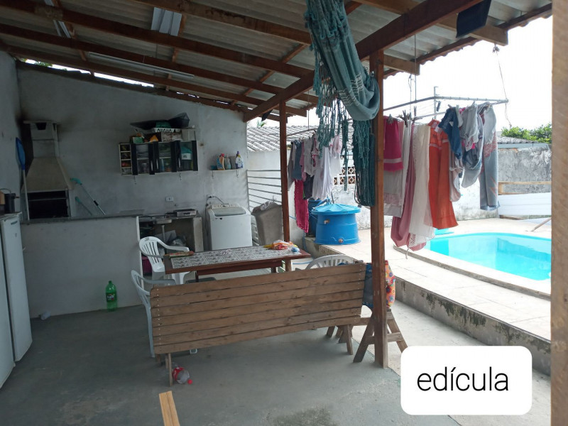 Casa à venda Guaraituba com 308m² e 3 quartos por R$ 250.000 - 680814356-a50e2fea-9c06-48f2-8914-40496d49b4a8.jpg