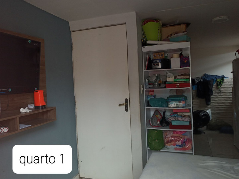 Casa à venda Guaraituba com 308m² e 3 quartos por R$ 250.000 - 972845523-4dbf063f-d57a-4596-b7cf-a480889f6182.jpg