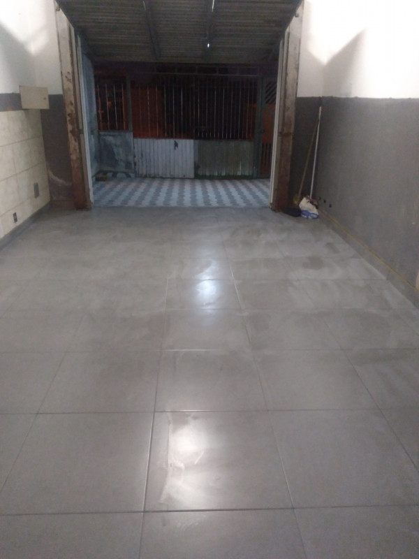 Comercial à venda Jardim Florence com 250m² e 1 quarto por R$ 380.000 - 2001075544-20220706-180659.jpg
