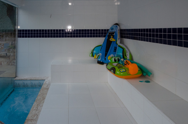 Casa de condomínio à venda Freguesia (Jacarepaguá) com 255m² e 3 quartos por R$ 1.480.000 - 1243512150-int-sauna1.jpg