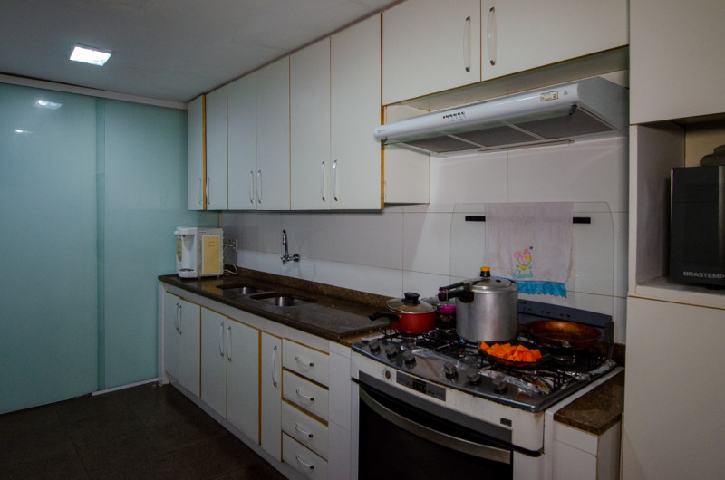Casa de condomínio à venda Freguesia (Jacarepaguá) com 255m² e 3 quartos por R$ 1.480.000 - 1552198556-cosinha.jpg