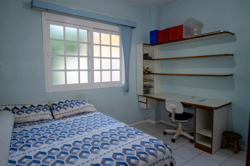 Casa de condomínio à venda Freguesia (Jacarepaguá) com 255m² e 3 quartos por R$ 1.480.000 - 656822977-quart-2d.jpg