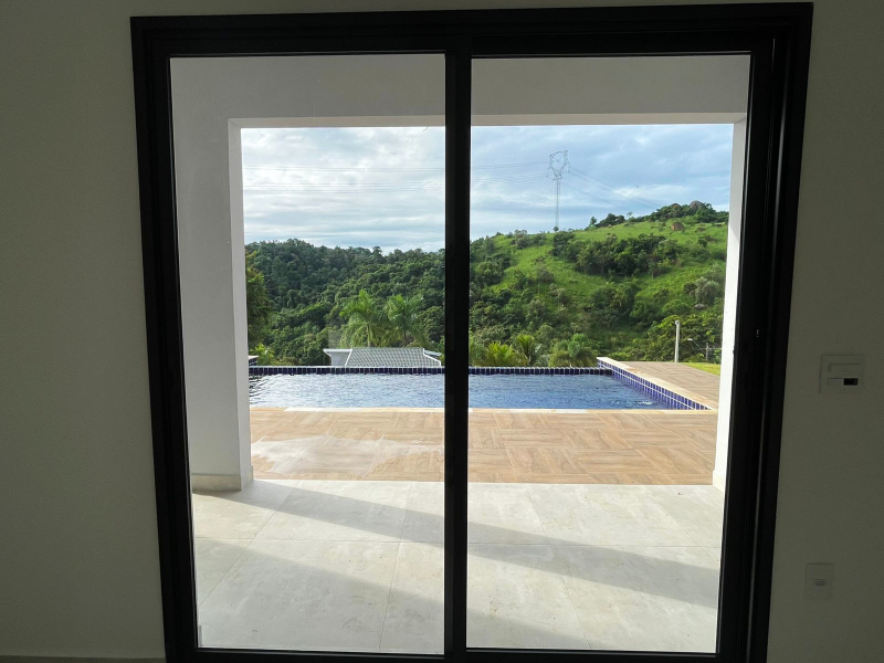 Casa de condomínio à venda Centro com 220m² e 3 quartos por R$ 1.270.000 - 1214105371-28.png