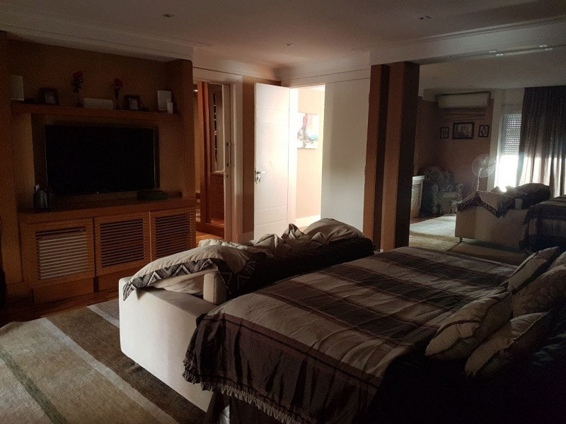 Casa de condomínio à venda Alphaville com 600m² e 5 quartos por R$ 8.500.000 - 1368343395-img-20181127-wa0036.jpg