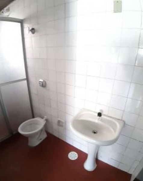 Apartamento à venda Centro  com 39m² e 1 quarto por R$ 110.000 - 1398526891-banheiro-15.jpg