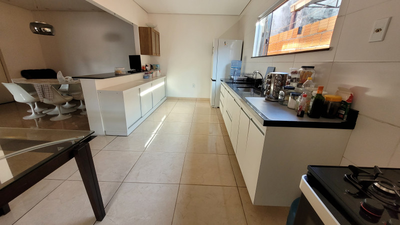 Casa à venda Adrianópolis com 528m² e 5 quartos por R$ 1.290.000 - 240177115-20230512-160014.jpg