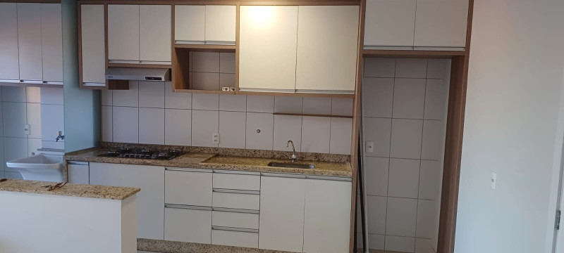 Apartamento à venda Jardim Higienópolis com 58m² e 2 quartos por R$ 365.000 - 1551645719-cozinha-e-sala-2.jpeg