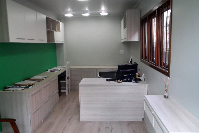 Casa à venda São Francisco com 200m² e 5 quartos por R$ 1.150.000 - 146040941-14-escritorio.jpg