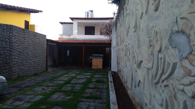 Casa para alugar Candelária com 1m² e 3 quartos por R$ 5.850 - 89722649-img-20230512-wa0024.jpg