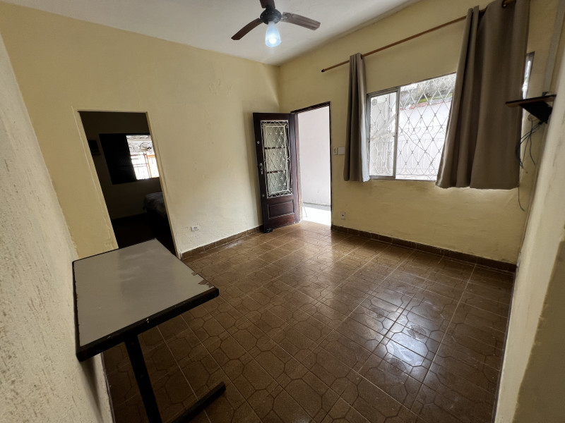 Casa à venda Jardim São Francisco com 103m² e 3 quartos por R$ 300.000 - 1101987041-sala-2.jpeg