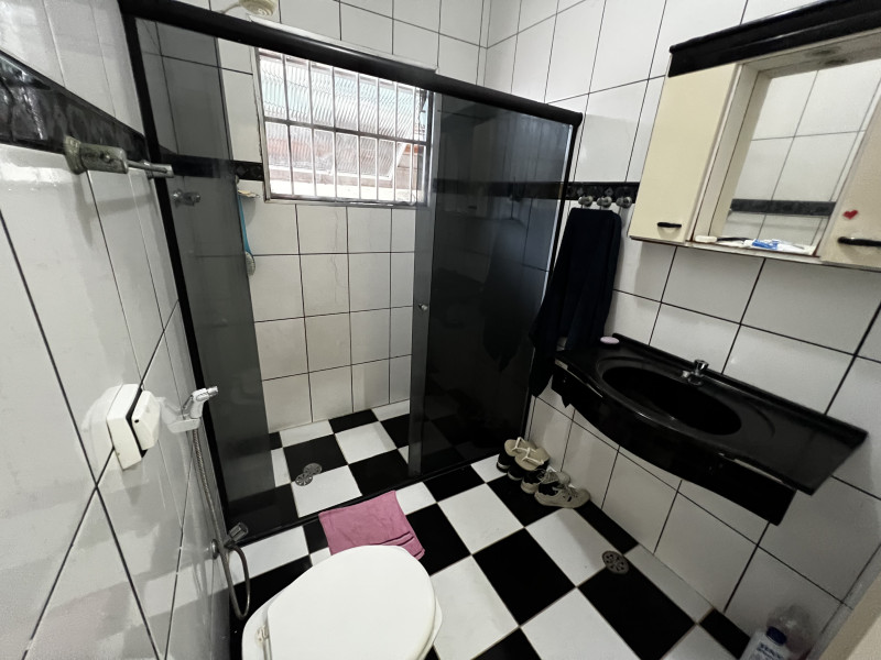 Casa à venda Jardim São Francisco com 103m² e 3 quartos por R$ 300.000 - 1641535416-primeira-suite-banheiro.jpeg