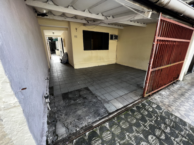 Casa à venda Jardim São Francisco com 103m² e 3 quartos por R$ 300.000 - 2032053409-frente-quintal-1.jpeg