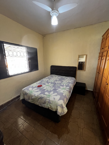 Casa à venda Jardim São Francisco com 103m² e 3 quartos por R$ 300.000 - 2135491559-quarto-frente-2.jpeg