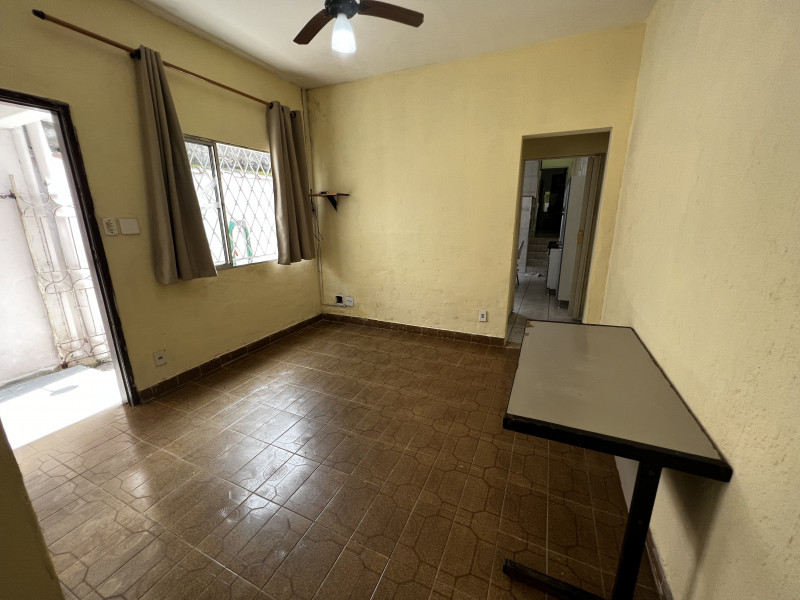 Casa à venda Jardim São Francisco com 103m² e 3 quartos por R$ 300.000 - 277381962-sala-1.jpeg