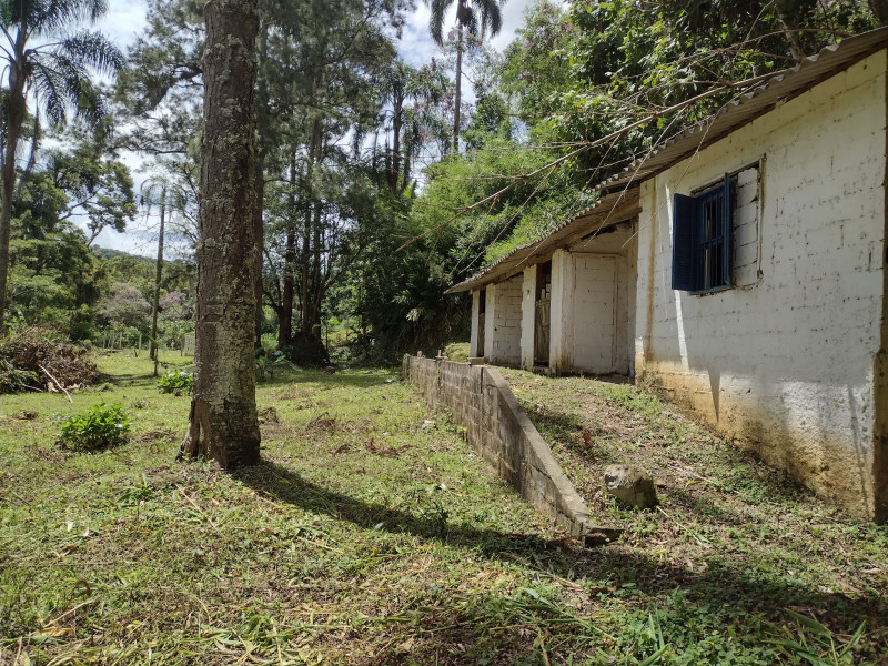 Terreno à venda mombaça com 2900m² e 1 quarto por R$ 199.000 - 1905859730-img-20230103-wa0061.jpg