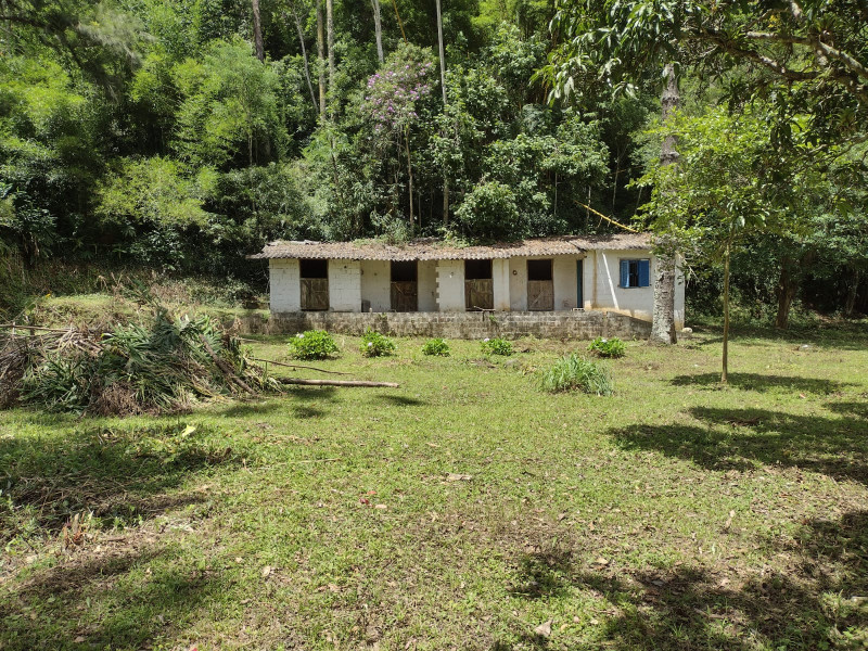 Terreno à venda mombaça com 2900m² e 1 quarto por R$ 199.000 - 2033241081-img-20230103-wa0053.jpg