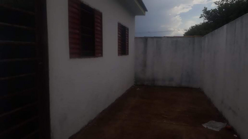 Casa para alugar Custódio Pereira com 100m² e 2 quartos por R$ 850 - 1845396197-img-20191120-wa0140.jpg