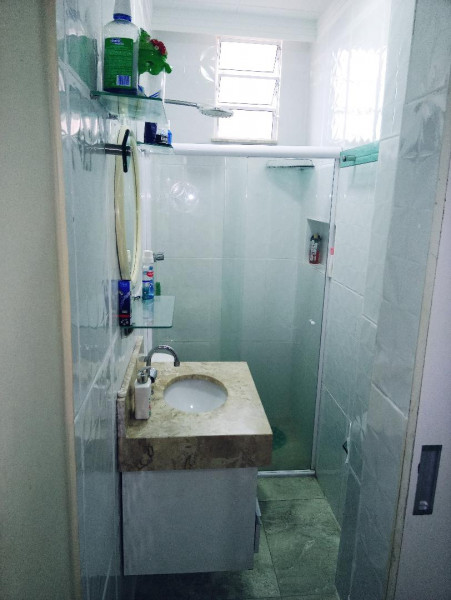 Apartamento à venda Luzia com 98m² e 4 quartos por R$ 235.000 - 245594988-foto-suite-casal.jpg