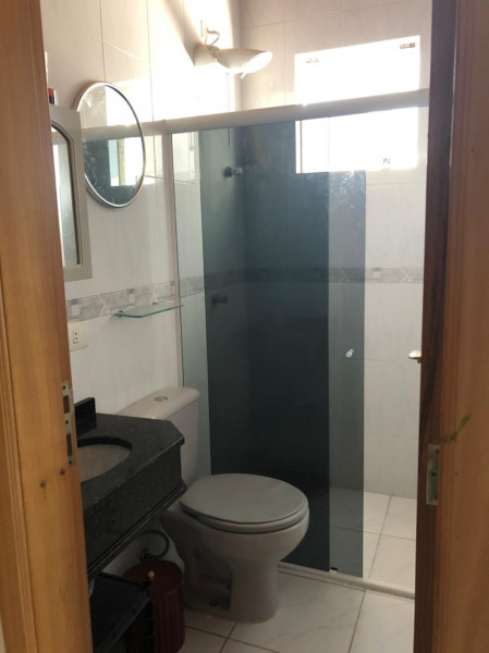 Casa de condomínio à venda Xaxim com 146m² e 3 quartos por R$ 610.000 - 1379648794-banheiro-atico.jpeg