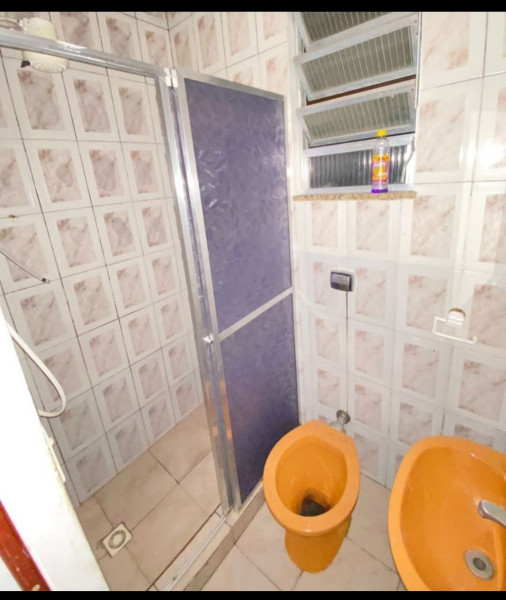 Casa à venda Méier com 80m² e 2 quartos por R$ 250.000 - 1719708769-screenshot-20230522-113730-photos.jpg