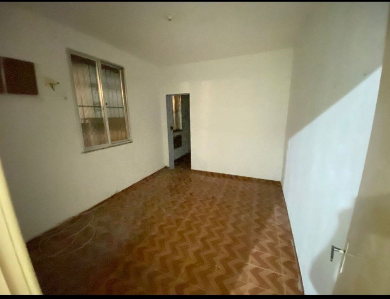 Casa à venda Méier com 80m² e 2 quartos por R$ 250.000 - 691339921-screenshot-20230522-113748-photos.jpg