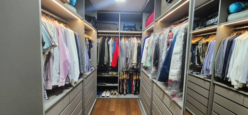 Apartamento à venda Rudge Ramos com 240m² e 3 quartos por R$ 1.750.000 - 594824509-quarto-suite-principal-closet-v3.jpeg