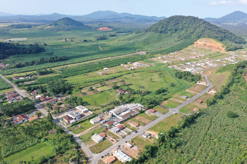 Terreno à venda Centro com 300m² e 1 quarto por R$ 108.000 - 830314773-whatsapp-image-2023-05-19-at-14.jpeg