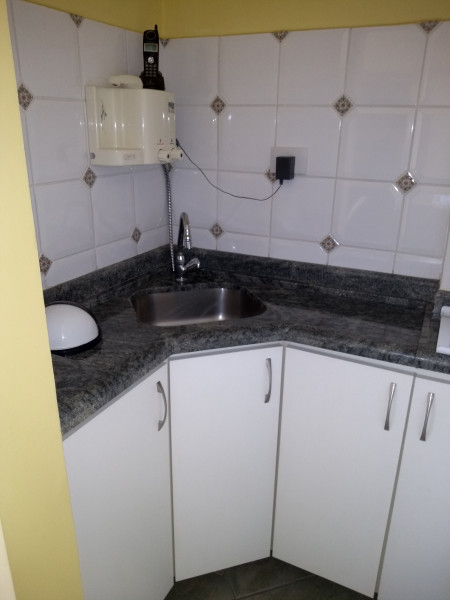 Comercial à venda Centro com 69m² e 1 quarto por R$ 345.000 - 1330531983-cozinha-1.jpg