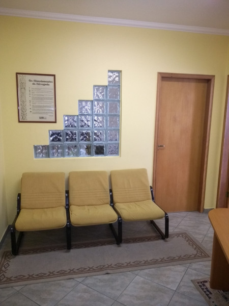 Comercial à venda Centro com 69m² e 1 quarto por R$ 345.000 - 614989989-entrada-sala-de-espera.jpg