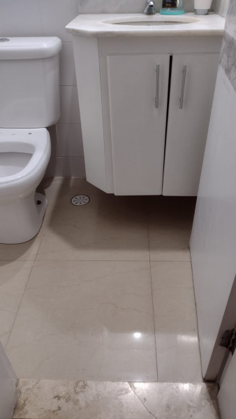 Apartamento à venda Cambuci com 61m² e 3 quartos por R$ 420.000 - 842873458-banheiro-2a.jpeg