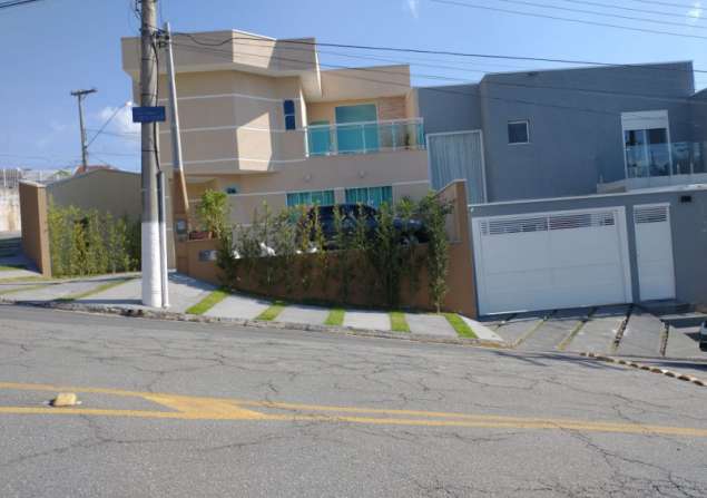 imóvel com 115m²