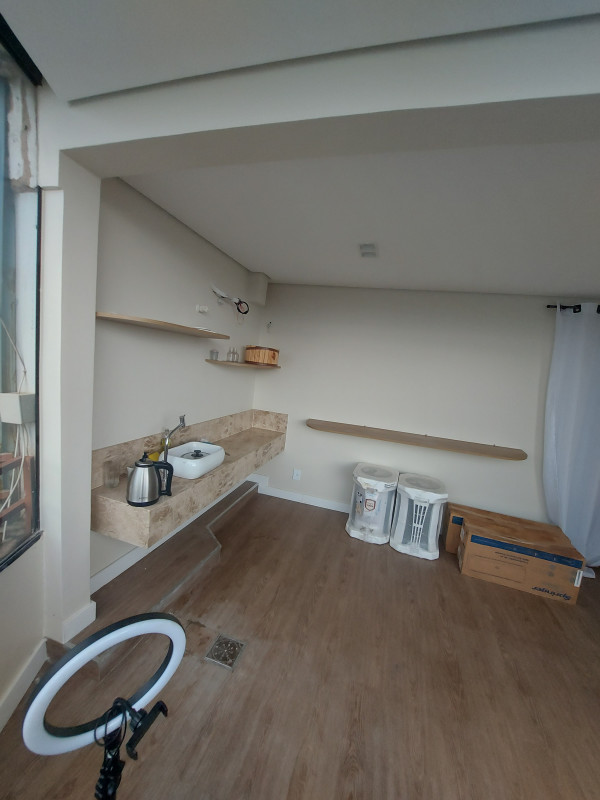 Comercial à venda Centro com 45m² e 1 quarto por R$ 220.000 - 20027047-20230317-134219.jpg