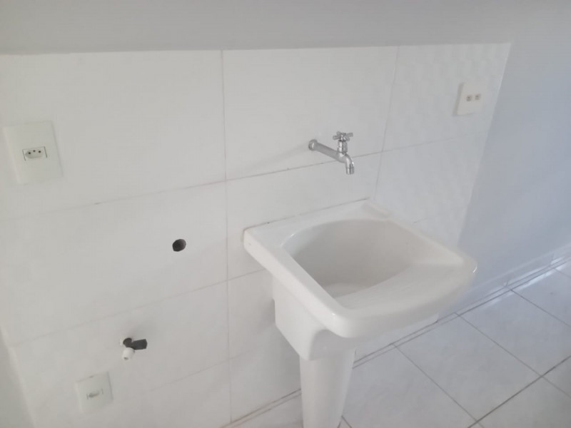 Casa à venda Vila Costa e Silva com 200m² e 3 quartos por R$ 470.000 - 2143376873-img-20230523-wa0047.jpg