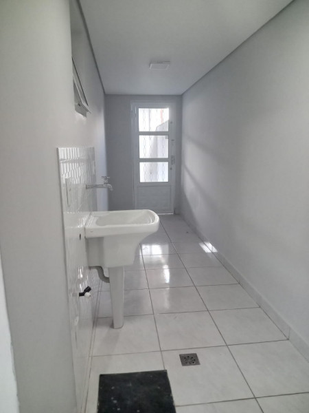 Casa à venda Vila Costa e Silva com 200m² e 3 quartos por R$ 470.000 - 357396110-img-20230523-wa0056.jpg